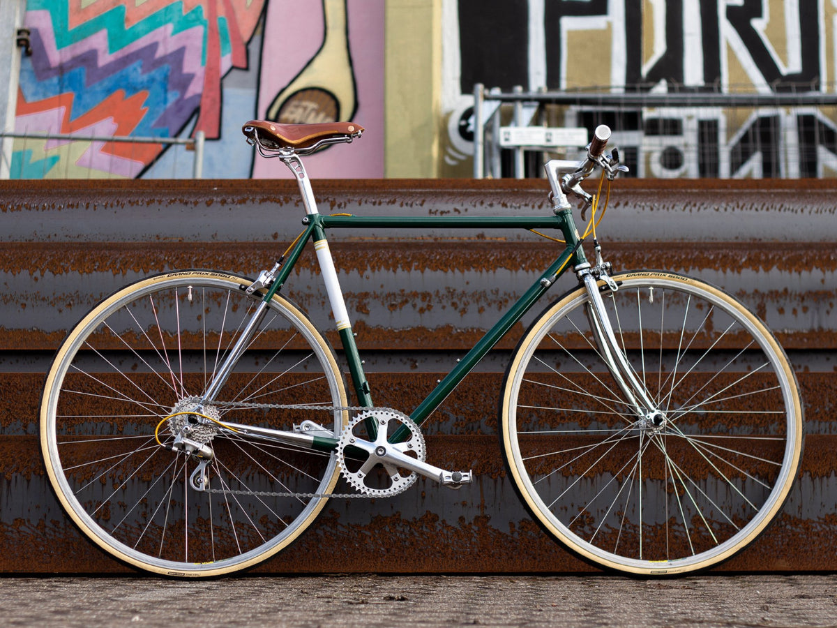 creme retro rennrad Gold Limited Vintage Stahl Rennrad NOS Bianchi – upcycles-wunschrad